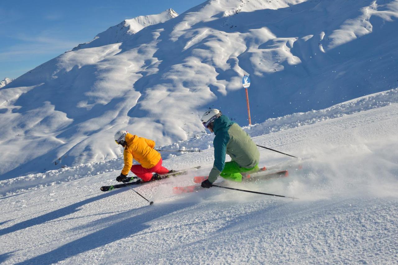 Mountain Living Ski-In & Ski Out Silvretta Sommer Card Including See Exterior foto